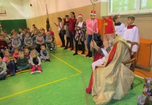 [fot. nadesłane] Wyczekiwany biskup Mikołaj w Borkowie - powiększ