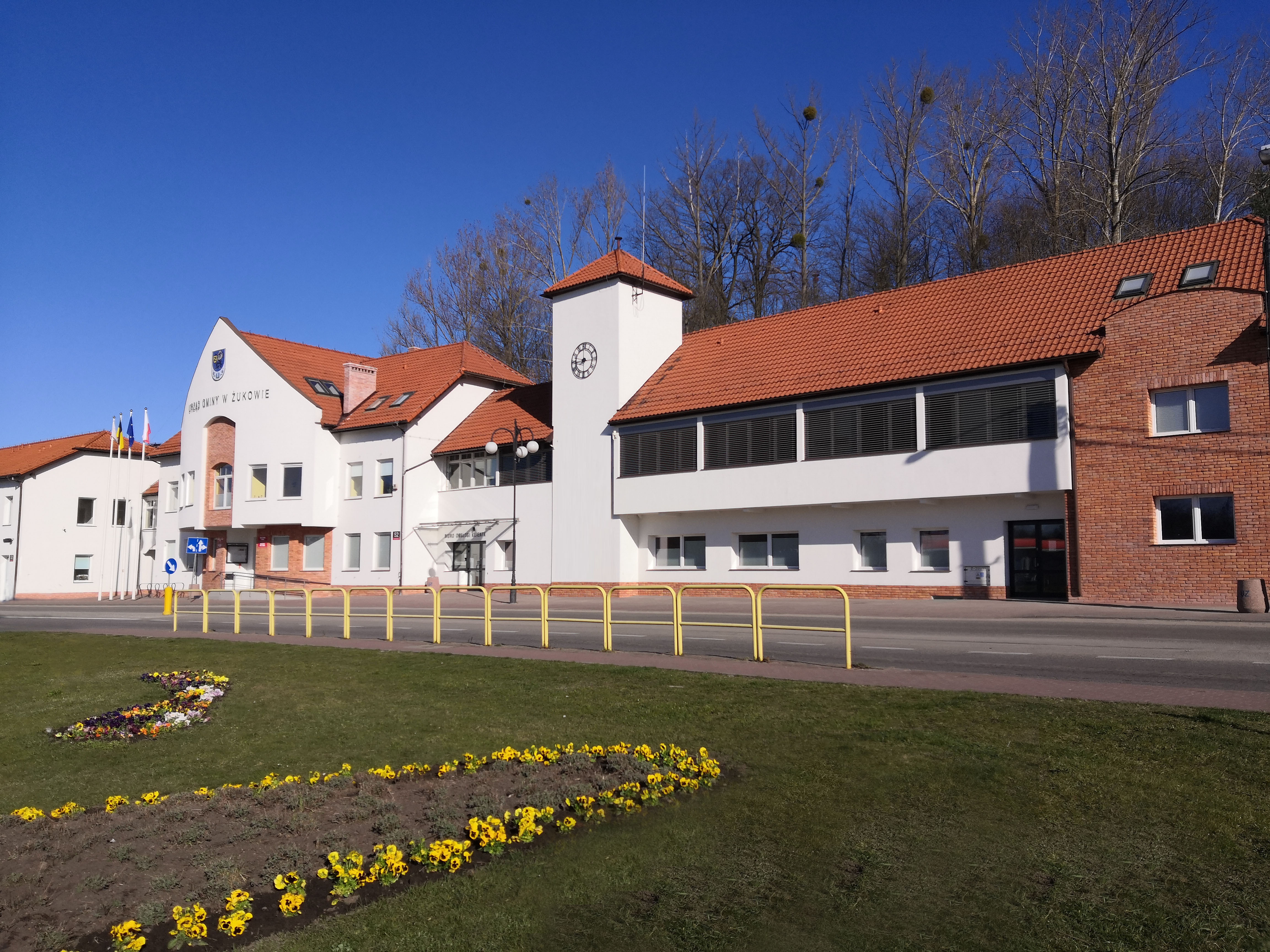 Budynek Urzędu Gminy w Żukowie