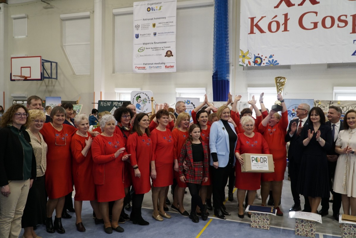 XX Gminny Turniej Kół Gospodyń Wiejskich w Żukowie – święto tradycji i talentu!