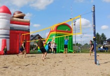 Turniej siatkówki plażowej podczas jubileuszu KS Sulmin  - powiększ