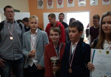 Finały wojewódzkie Igrzysk Młodzieży Szkolnej oraz Gimnazjady w szachach drużynowych - powiększ