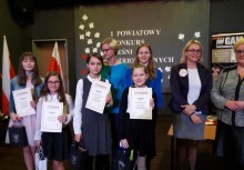 [fot. nadesłane] I Powiatowy Konkurs Pieśni Patriotycznej w Baninie - powiększ