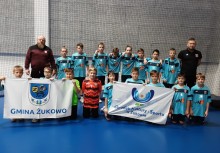 Zdjęcie grupowe drużyny GKS Żukowo - powiększ