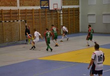 [fot. facebook.com/ŻukowskaLigaFutsalu] Kolejna seria spotkań Żukowskiej Ligi Futsalu - powiększ