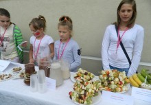 Piknik z darami jesieni w SP w Skrzeszewie - powiększ