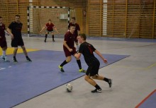 [fot. facebook.com/ŻukowskaLigaFutsalu] Kolejna seria spotkań Żukowskiej Ligi Futsalu - powiększ