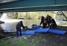 [fot. PZW 82 Gryf Żukowo] Brzegi i koryto rzeki Raduni posprzątane - powiększ