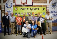 [fot. OKiS w Żukowie] Złota Tabakiera Kaszub dla Jacka Domarusa i Kłosu Werblinii  - powiększ
