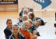 [fot. Magdalena Gigiel-Wanionek] Sukces piłkarek ręcznych UKS BANINO w Ogólnopolskim Bałtyckim Festiwalu Piłki Ręcznej Dziewcząt - powiększ
