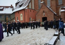 [fot. Wojciech Kruk] Ostatnie pożegnanie dha Pana Romana Biczkowskiego - powiększ
