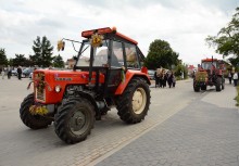 [fot. B.Bujnowka-Kowalska] Dożynki Parafialne i VIII Festyn Kaszubski w Chwaszczynie - powiększ