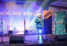 [fot. B.Bujnowska-Kowalska] Bogaty Jarmark Bożonarodzeniowy w Żukowie!  - powiększ