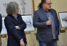 [fot. Wojciech Kruk] Wystawa 'Gmina Żukowo w Grafice Jacka Piątka i na Fotografiach Kosycarzy'otwarta - powiększ