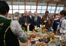 [fot. BBujnowska-Kowalska] Gmina Żukowo na Jarmarkach Wielkanocnych w Świdnicy - powiększ