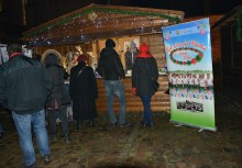 [fot. B.Bujnowska-Kowalska] Bogaty Jarmark Bożonarodzeniowy w Żukowie!  - powiększ