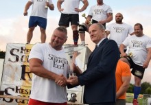 [fot. OKiS w Żukowie] Sławomir Toczek z Żukowskim Gryfem - powiększ