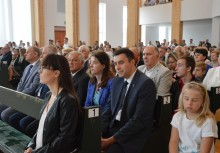 [fot. kartuzy.naszemiasto.pl] 25-lat kapłaństwa proboszcza z Chwaszczyna ks. Piotra Gruby  - powiększ