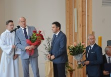 [fot. kartuzy.naszemiasto.pl] 25-lat kapłaństwa proboszcza z Chwaszczyna ks. Piotra Gruby  - powiększ