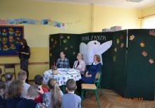 [fot. nadesłane] „Poranek z poezją” w Szkole Podstawowej nr 1 w Żukowie - powiększ
