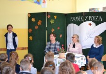 [fot. nadesłane] „Poranek z poezją” w Szkole Podstawowej nr 1 w Żukowie - powiększ