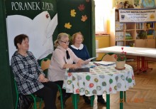 [fot. nadesłane] „Poranek z poezją” w Szkole Podstawowej nr 1 w Żukowie - powiększ