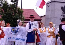 [fot. B.Bujnowska-Kowalska] KGW Chwaszczyno na Festiwalu Smaków Regionalnych w Ślesinie - powiększ