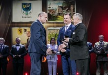 [fot. nadesłane] Gmina Żukowo z prestiżowym Godłem „Teraz Polska”! - powiększ