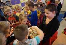 [fot. nadesłane] Hiszpańskie rytmy, zapachy i kolory w Szkole w Glinczu - powiększ