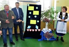 [fot. nadesłane] Konkurs wiedzy o baśniach kaszubskich w Pępowie  - powiększ