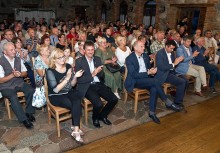 [fot. Marian Gorlikowski] Królowa Kaszub na srebrnym ekranie. VIII Festiwal Filmów Kaszubskich w Miszewku.  - powiększ