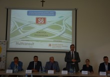 [fot. Natalia Piotrzkowska] Konferencja w sprawie Obwodnicy Metropolitalnej  - powiększ