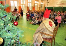 [fot. nadesłane] Wyczekiwany biskup Mikołaj w Borkowie - powiększ