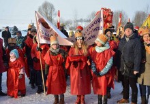 [Fot. Beata Bujnowska-Kowalska] Orszak Trzech Króli, Żukowo 2017 - powiększ