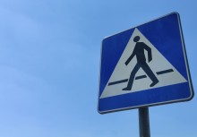 Znak przejścia dla pieszych - powiększ