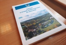 Podczas spotkania zaprezentowano „Raport o stanie Gminy Żukowo za 2024 rok” – dokument podsumowujący działania samorządu, inwestycje, projekty i zmiany, które miały miejsce w minionym roku. - powiększ