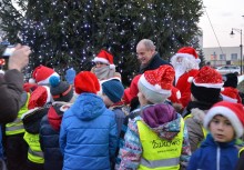 Rozświetlenie choinki w Żukowie - powiększ