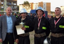 OSP Sulmin zwycięzcą gminnych zawodów sportowo – pożarniczych w Leźnie - powiększ