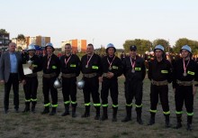 OSP Sulmin zwycięzcą gminnych zawodów sportowo – pożarniczych w Leźnie - powiększ