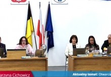 Zdjęcie z programu eSesja.tv. Na zdjęciu pięć kobiet i mężczyzna.