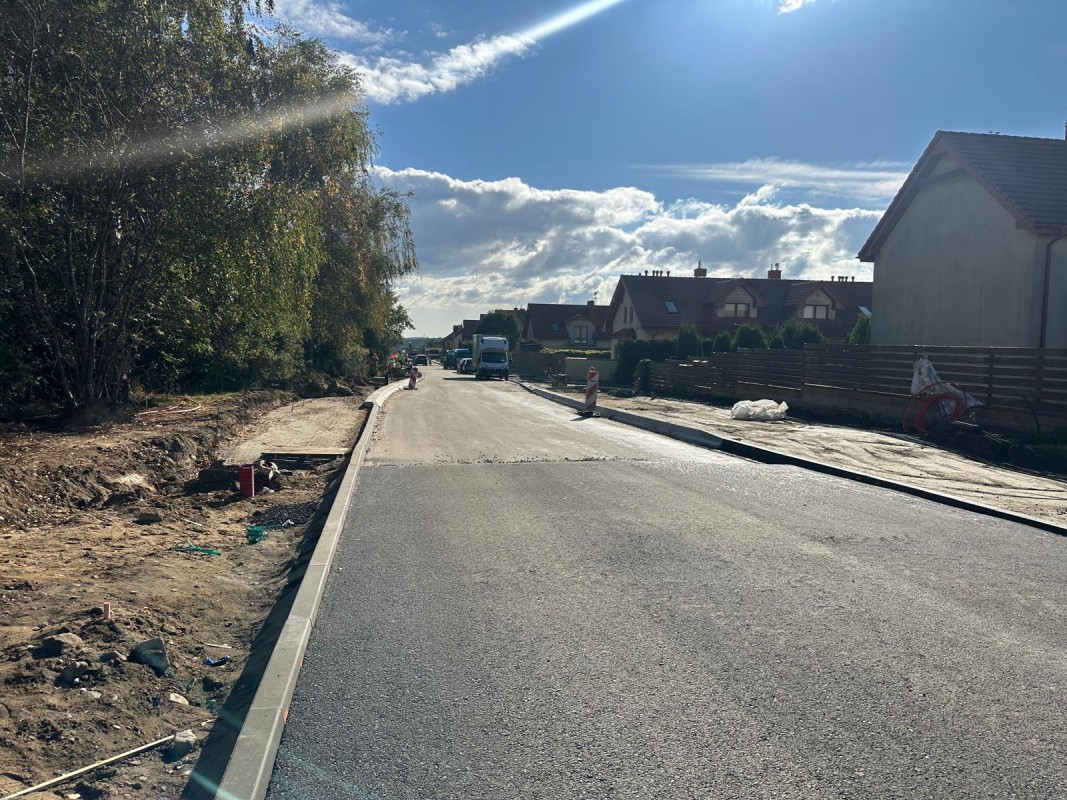 Realizacja robót drogowych na ul. Pszennej (od Księżycowej do Rolniczej)