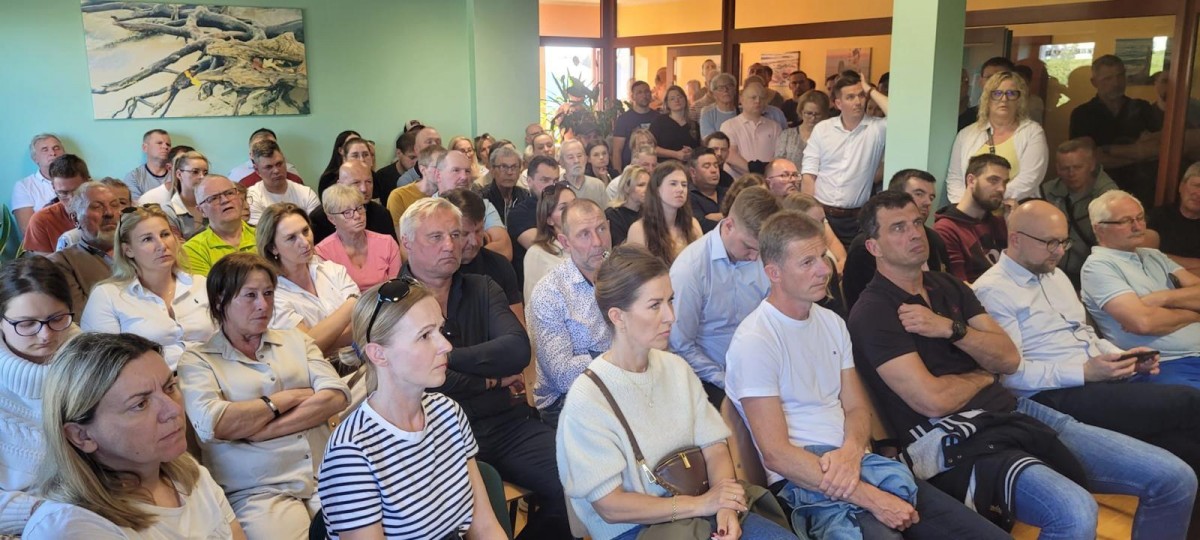 O inwestycjach i sprawach lokalnych – spotkanie z mieszkańcami i przedsiębiorcami rejonu ul. Rewerenda